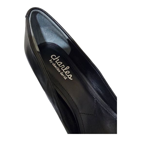 CHARLES BY CHARLES DAVID "Verse" Black Leather Heels Pumps - Size 7 1/2 - Picture 8 of 9
